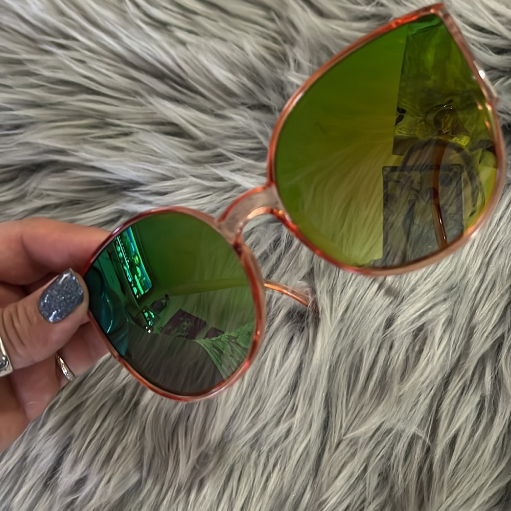 Circus Sunglasses Alien Pink Translucent Iridesce… - image 7